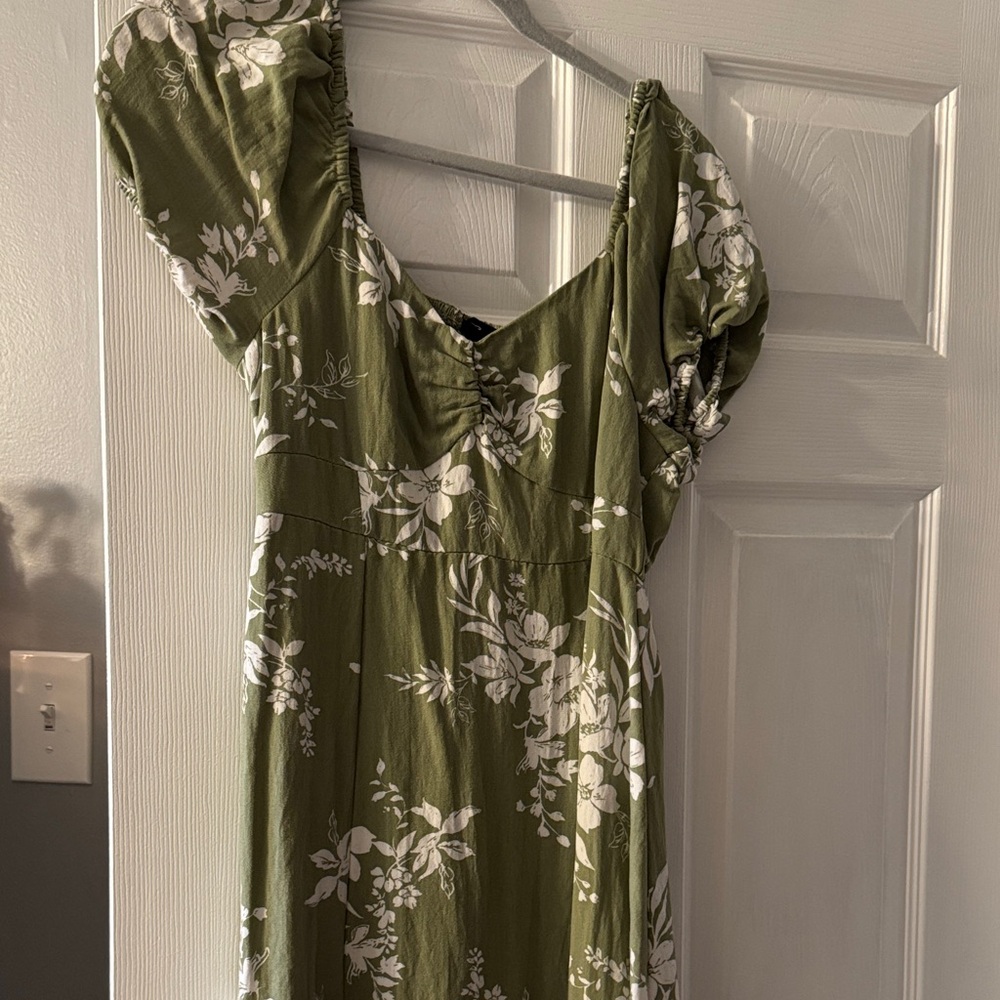 Sweet Wanderer Olive Floral Maxi Dress